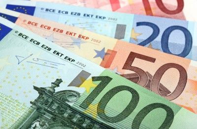 Die gesetzliche Krankenkasse zahlt einen Festkostenzuschuss